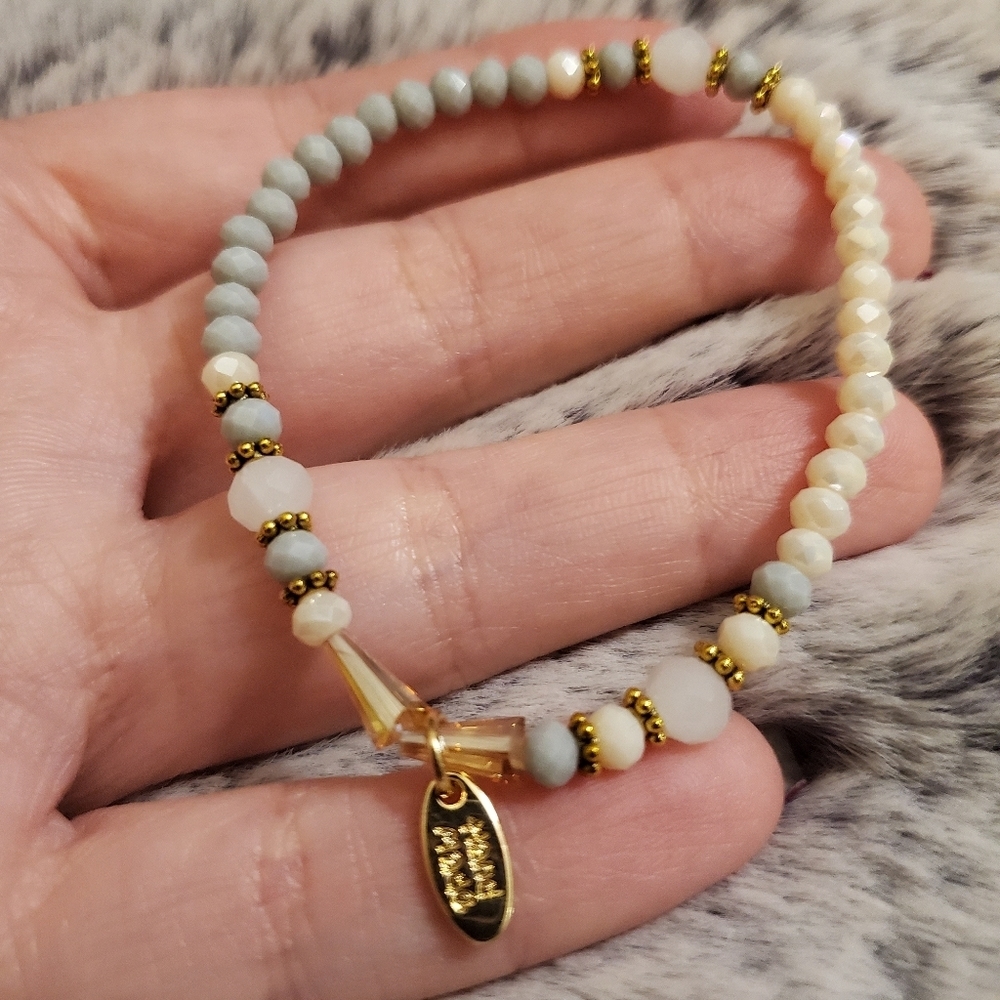 New Hand Made Glass Bead & Stone Bracelet - Picture 5 of 9